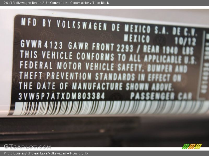 Candy White / Titan Black 2013 Volkswagen Beetle 2.5L Convertible