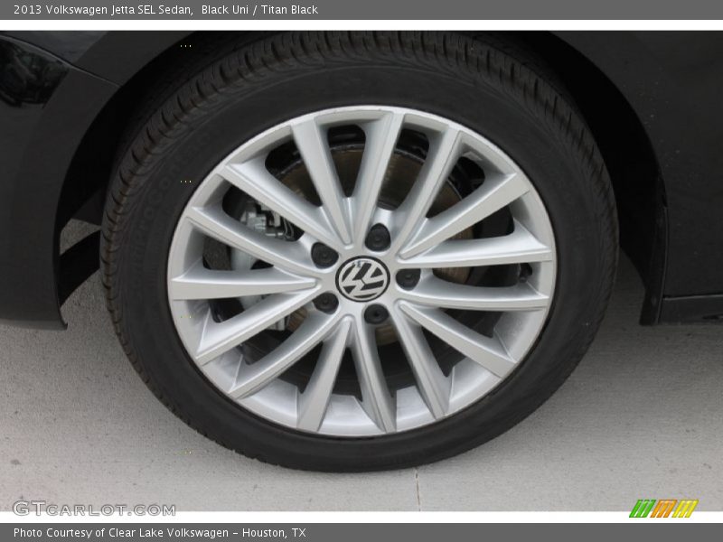 Black Uni / Titan Black 2013 Volkswagen Jetta SEL Sedan