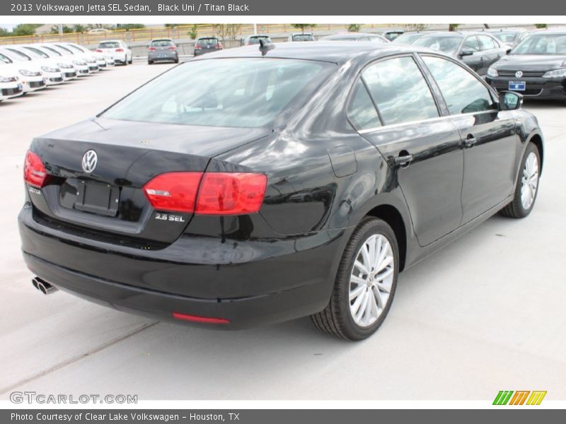 Black Uni / Titan Black 2013 Volkswagen Jetta SEL Sedan