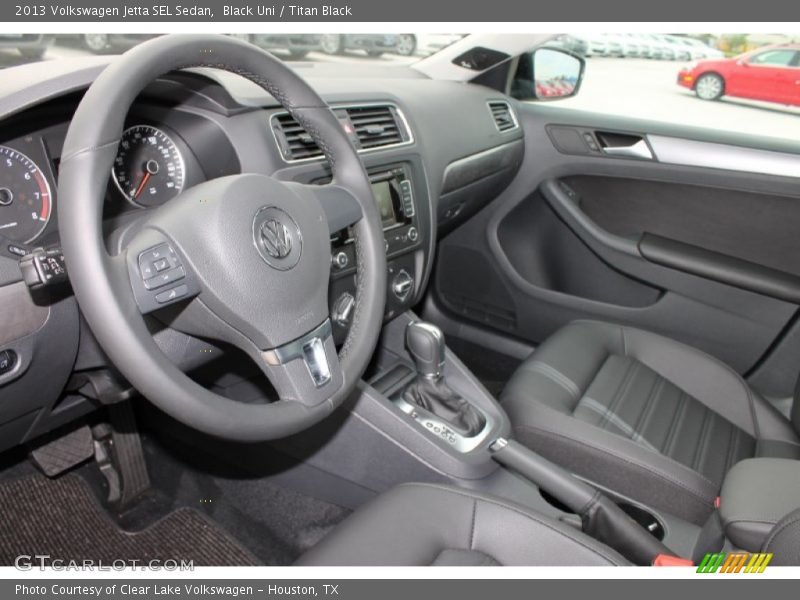 Black Uni / Titan Black 2013 Volkswagen Jetta SEL Sedan