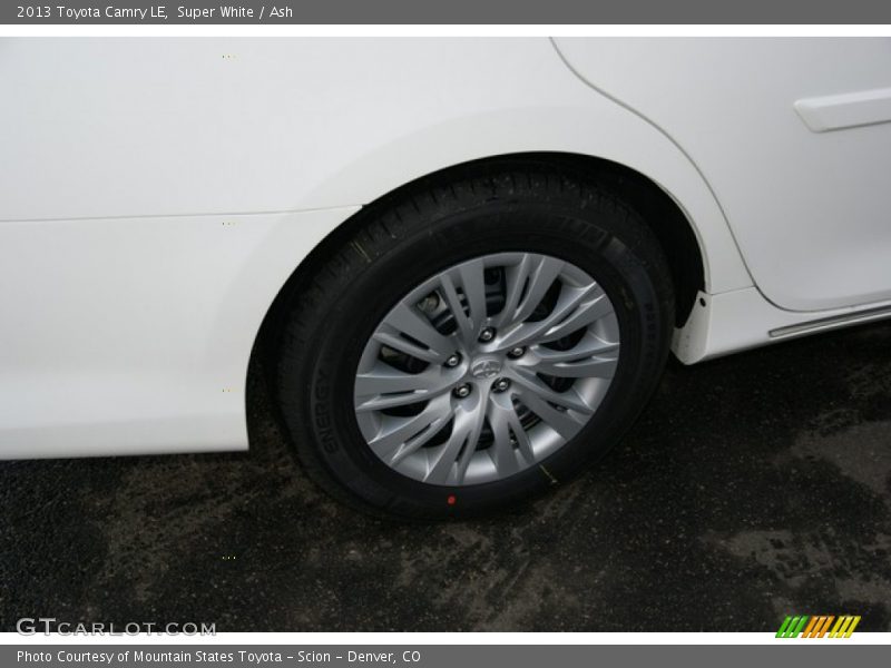 Super White / Ash 2013 Toyota Camry LE
