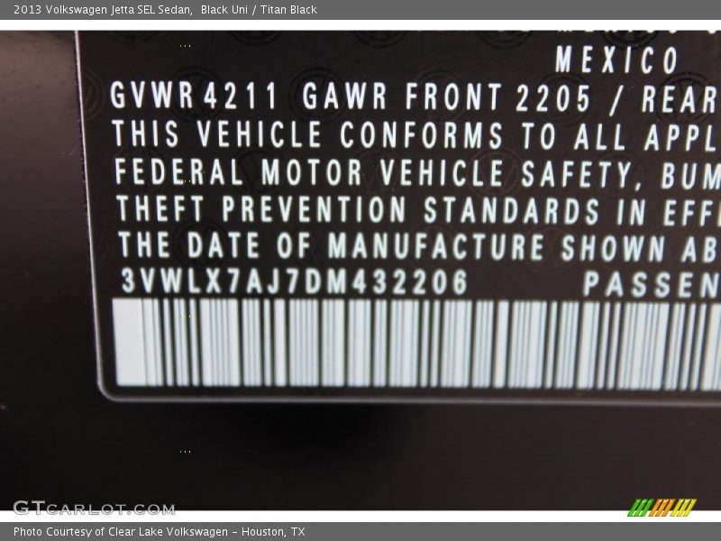 Black Uni / Titan Black 2013 Volkswagen Jetta SEL Sedan