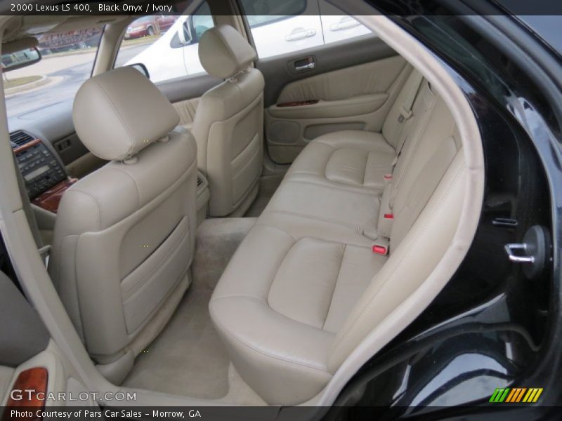 Black Onyx / Ivory 2000 Lexus LS 400