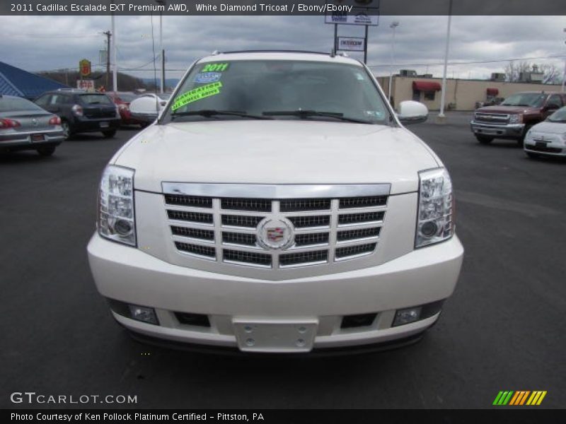 White Diamond Tricoat / Ebony/Ebony 2011 Cadillac Escalade EXT Premium AWD