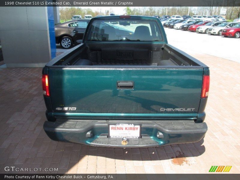Emerald Green Metallic / Graphite 1998 Chevrolet S10 LS Extended Cab