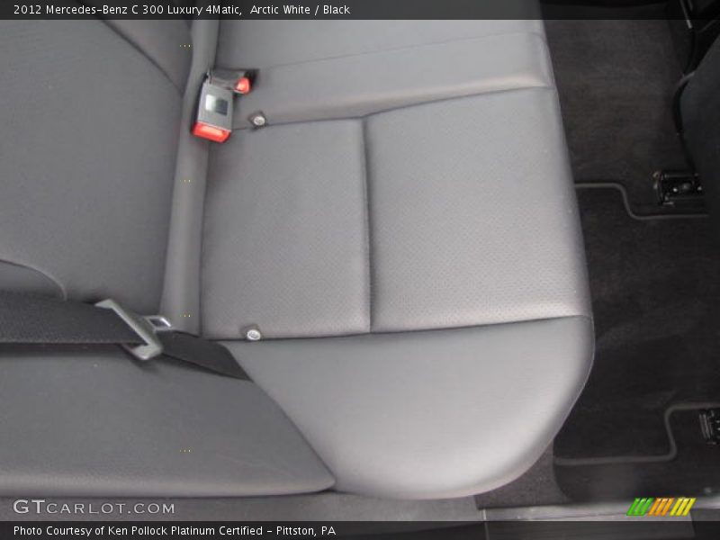 Arctic White / Black 2012 Mercedes-Benz C 300 Luxury 4Matic