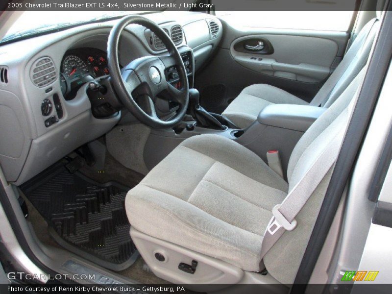  2005 TrailBlazer EXT LS 4x4 Light Gray Interior