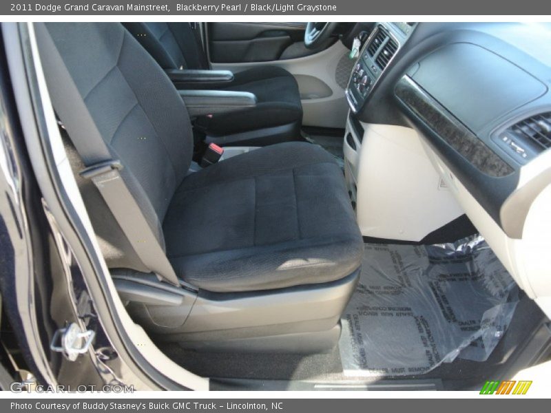Blackberry Pearl / Black/Light Graystone 2011 Dodge Grand Caravan Mainstreet