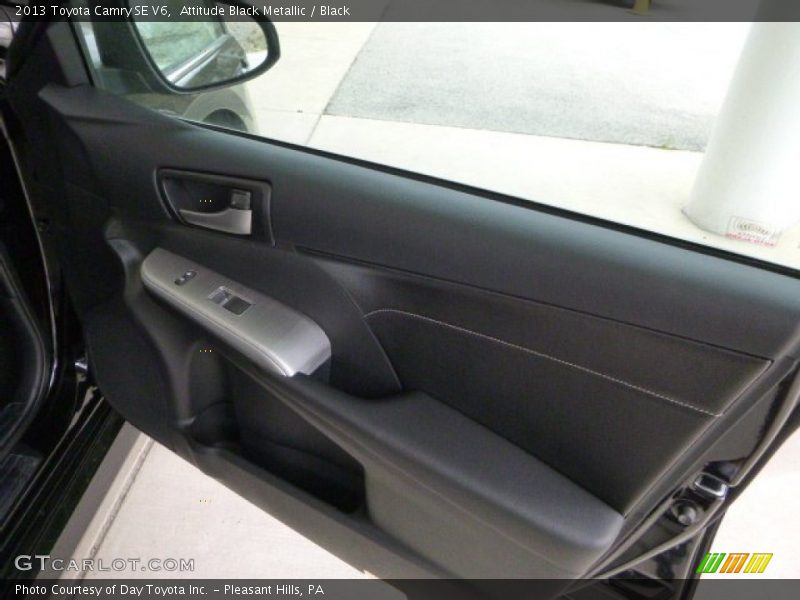 Attitude Black Metallic / Black 2013 Toyota Camry SE V6