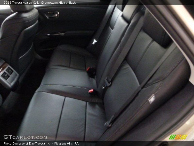 Champagne Mica / Black 2013 Toyota Avalon XLE