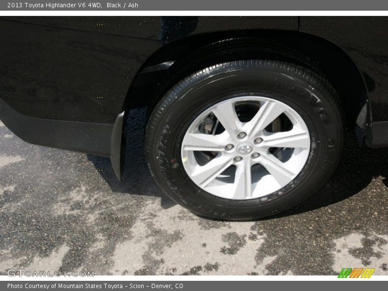 Black / Ash 2013 Toyota Highlander V6 4WD