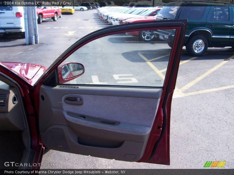 Ruby Red / Gray 2004 Kia Optima LX