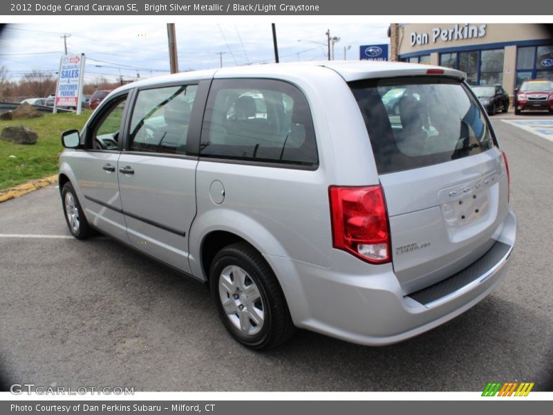 Bright Silver Metallic / Black/Light Graystone 2012 Dodge Grand Caravan SE