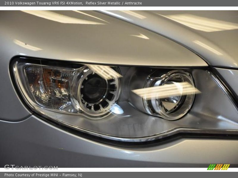 Reflex Silver Metallic / Anthracite 2010 Volkswagen Touareg VR6 FSI 4XMotion