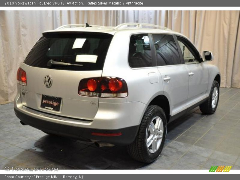 Reflex Silver Metallic / Anthracite 2010 Volkswagen Touareg VR6 FSI 4XMotion