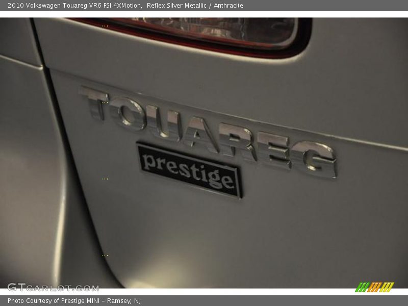 Reflex Silver Metallic / Anthracite 2010 Volkswagen Touareg VR6 FSI 4XMotion