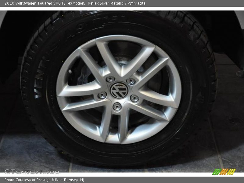 Reflex Silver Metallic / Anthracite 2010 Volkswagen Touareg VR6 FSI 4XMotion
