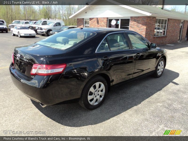 Black / Ash 2011 Toyota Camry LE V6