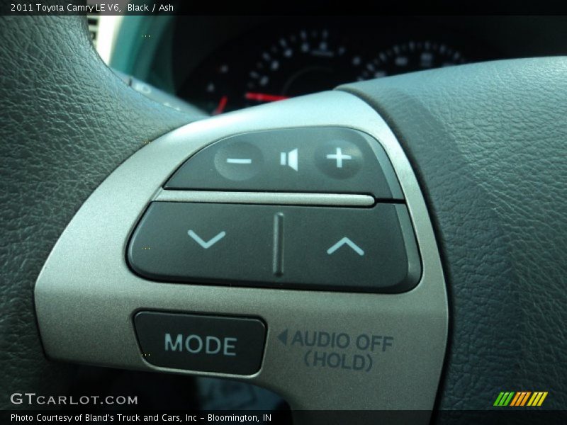 Black / Ash 2011 Toyota Camry LE V6