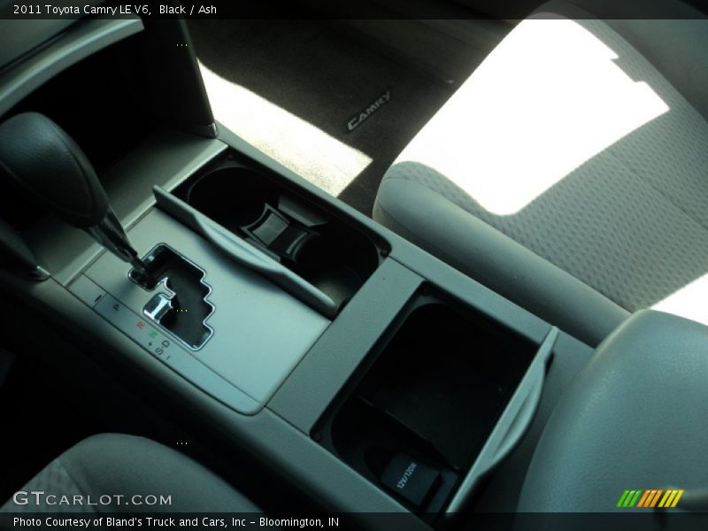 Black / Ash 2011 Toyota Camry LE V6