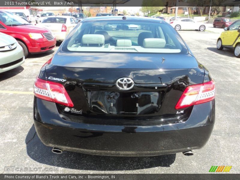 Black / Ash 2011 Toyota Camry LE V6