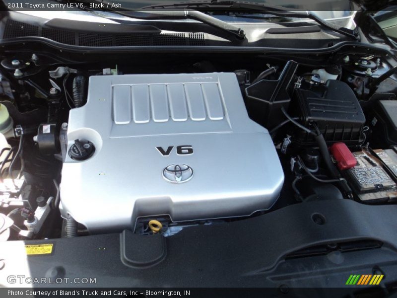 Black / Ash 2011 Toyota Camry LE V6