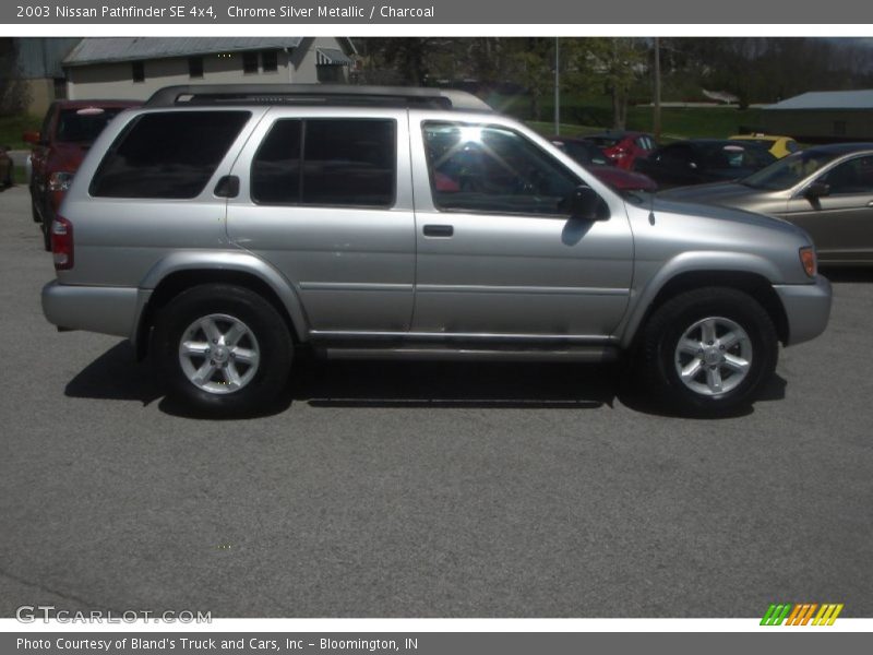 Chrome Silver Metallic / Charcoal 2003 Nissan Pathfinder SE 4x4