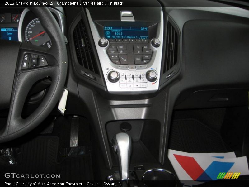 Champagne Silver Metallic / Jet Black 2013 Chevrolet Equinox LS