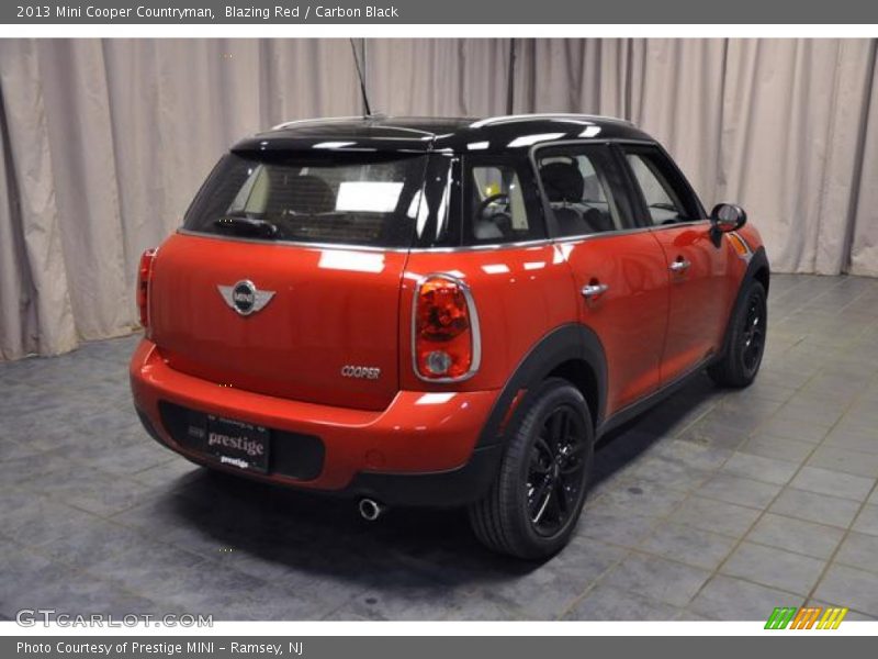 Blazing Red / Carbon Black 2013 Mini Cooper Countryman