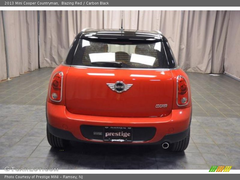 Blazing Red / Carbon Black 2013 Mini Cooper Countryman