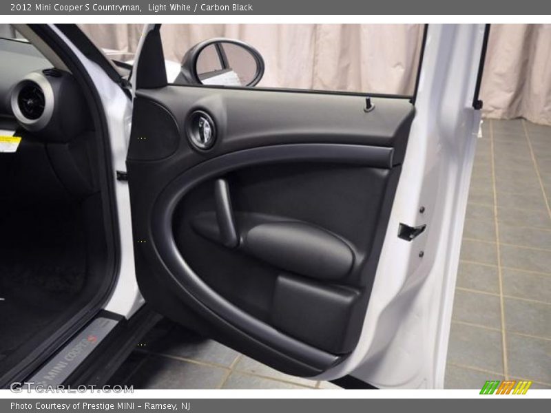 Light White / Carbon Black 2012 Mini Cooper S Countryman