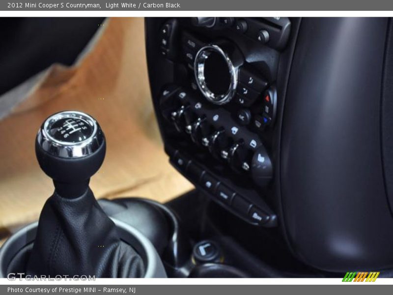 Light White / Carbon Black 2012 Mini Cooper S Countryman