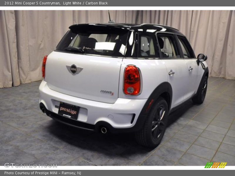 Light White / Carbon Black 2012 Mini Cooper S Countryman