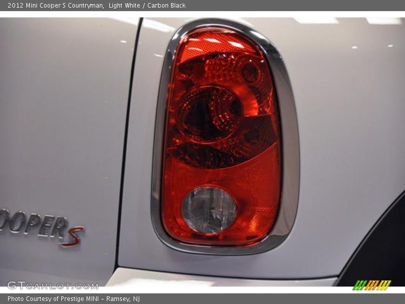 Light White / Carbon Black 2012 Mini Cooper S Countryman