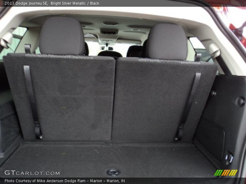 Bright Silver Metallic / Black 2013 Dodge Journey SE