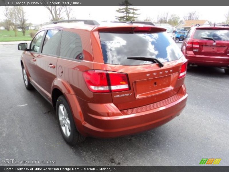 Copper Pearl / Black 2013 Dodge Journey SE