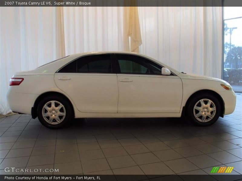 Super White / Bisque 2007 Toyota Camry LE V6