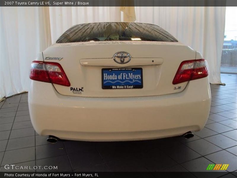 Super White / Bisque 2007 Toyota Camry LE V6
