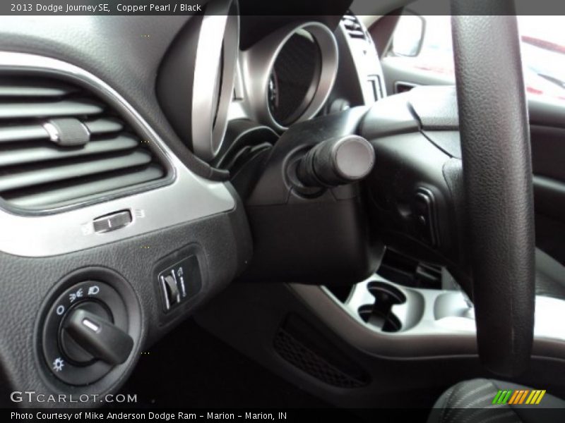 Copper Pearl / Black 2013 Dodge Journey SE