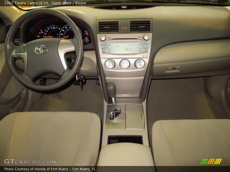 Super White / Bisque 2007 Toyota Camry LE V6