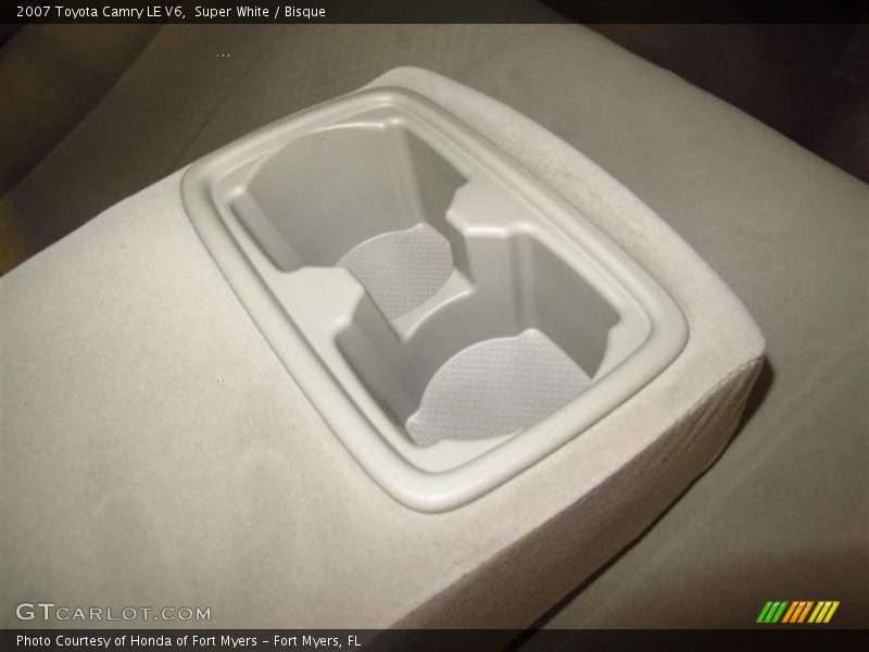 Super White / Bisque 2007 Toyota Camry LE V6