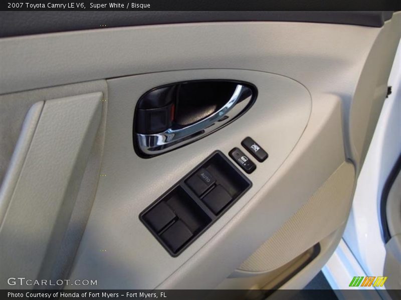 Super White / Bisque 2007 Toyota Camry LE V6