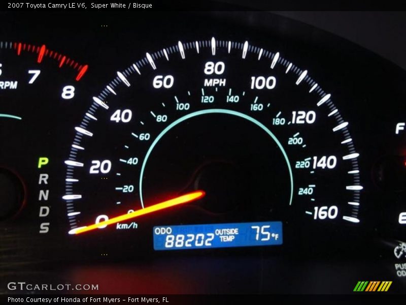 Super White / Bisque 2007 Toyota Camry LE V6