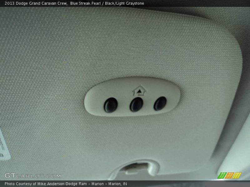 Blue Streak Pearl / Black/Light Graystone 2013 Dodge Grand Caravan Crew