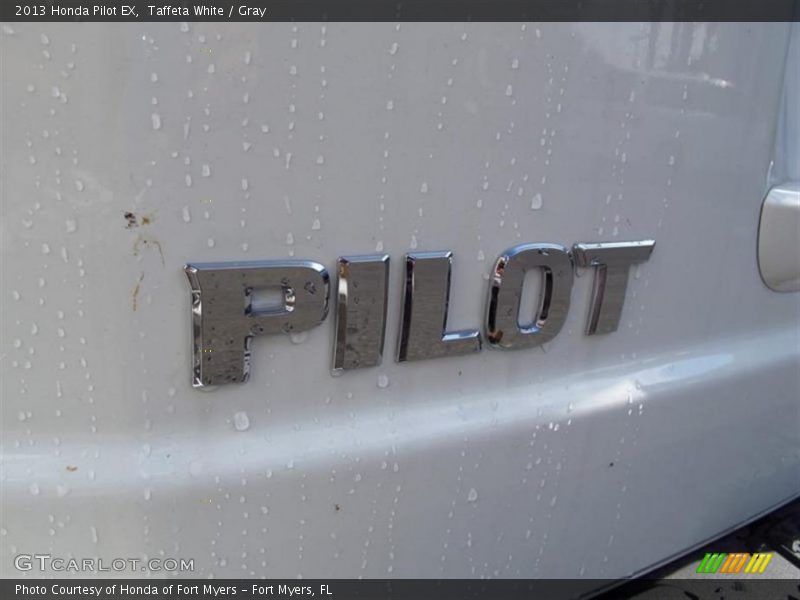 Taffeta White / Gray 2013 Honda Pilot EX