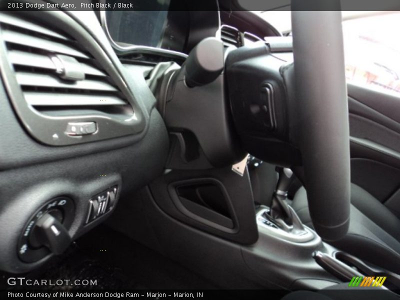 Pitch Black / Black 2013 Dodge Dart Aero