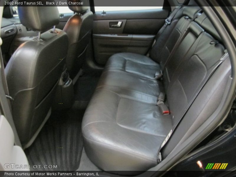 Black / Dark Charcoal 2002 Ford Taurus SEL