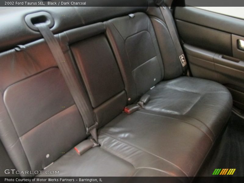 Black / Dark Charcoal 2002 Ford Taurus SEL