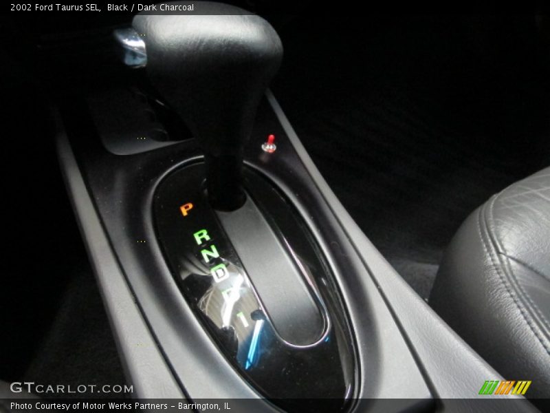 Black / Dark Charcoal 2002 Ford Taurus SEL