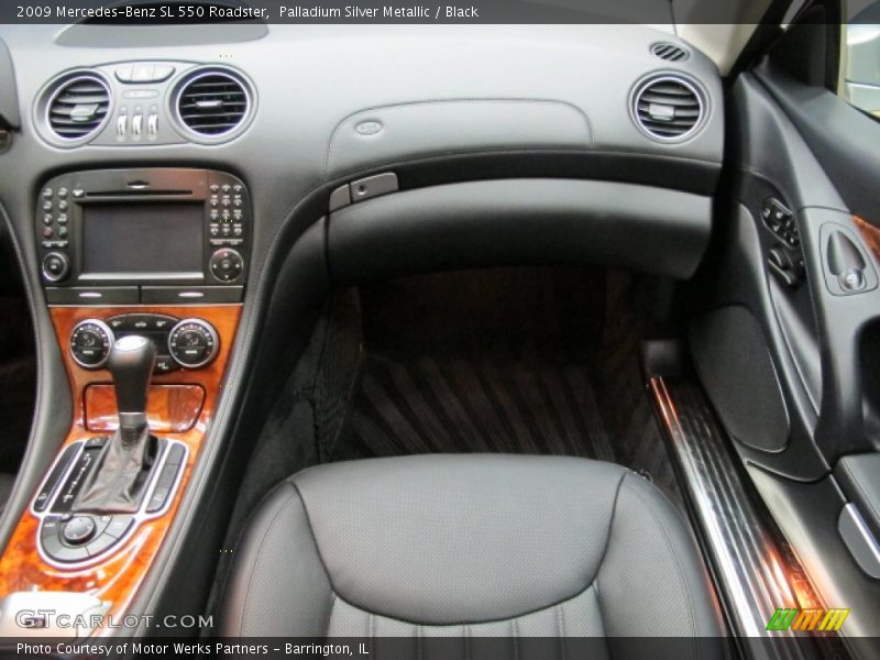 Palladium Silver Metallic / Black 2009 Mercedes-Benz SL 550 Roadster